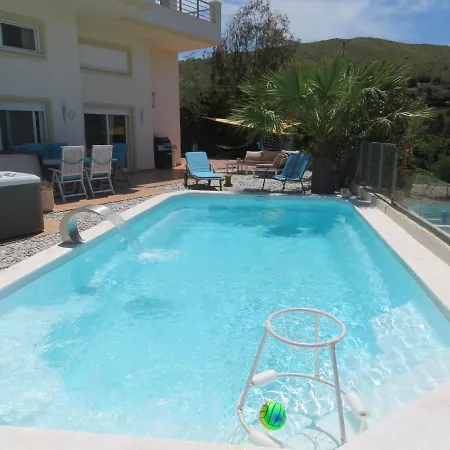 Thimari Sports & With Private Pool And Jacuzzi Sounion
